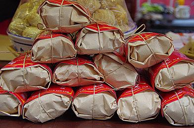 国产叙事游戏《我是两个人》上线Steam页面 夏季发售